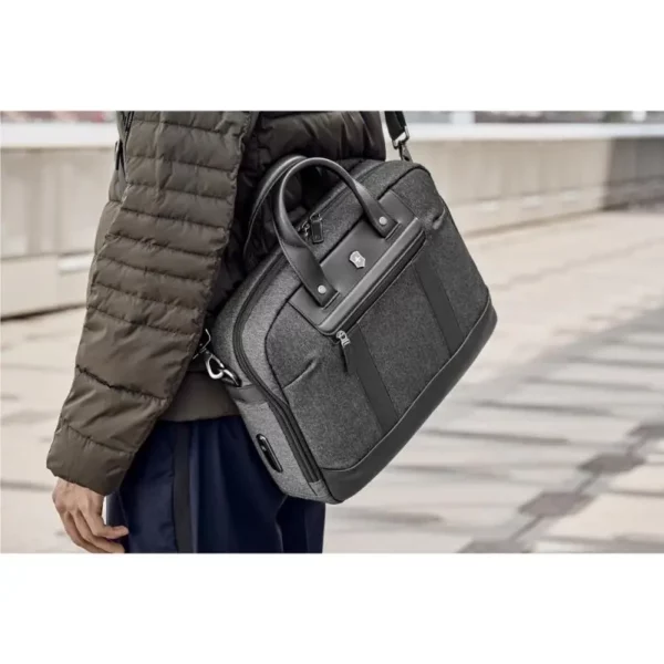 Портфель Architecture Urban2 VICTORINOX 611956 611956