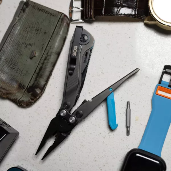 Мультитул SOG, 29-55-02-41 Flash MT-Urban Gray&Cyan 29-55-02-41
