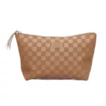 Косметичка серия "Шашки", коричневая,23х8,5х17см DEWAL BEAUTY BG-332 BG-332 Коричневый DEWAL BEAUTY